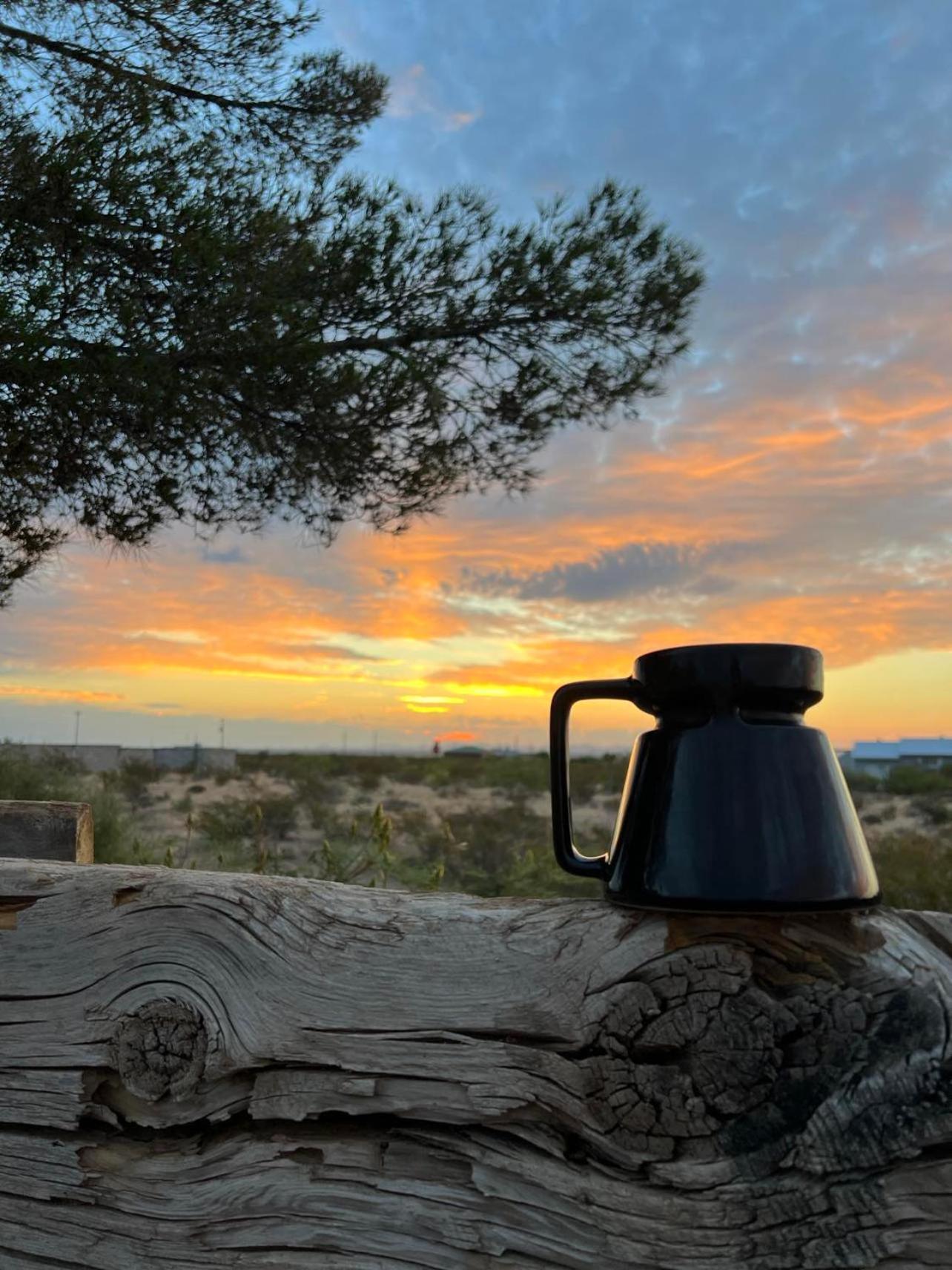 Hole In The Wall Getaway - Usa Mexico Border Bed And Breakfast Columbus Zewnętrze zdjęcie