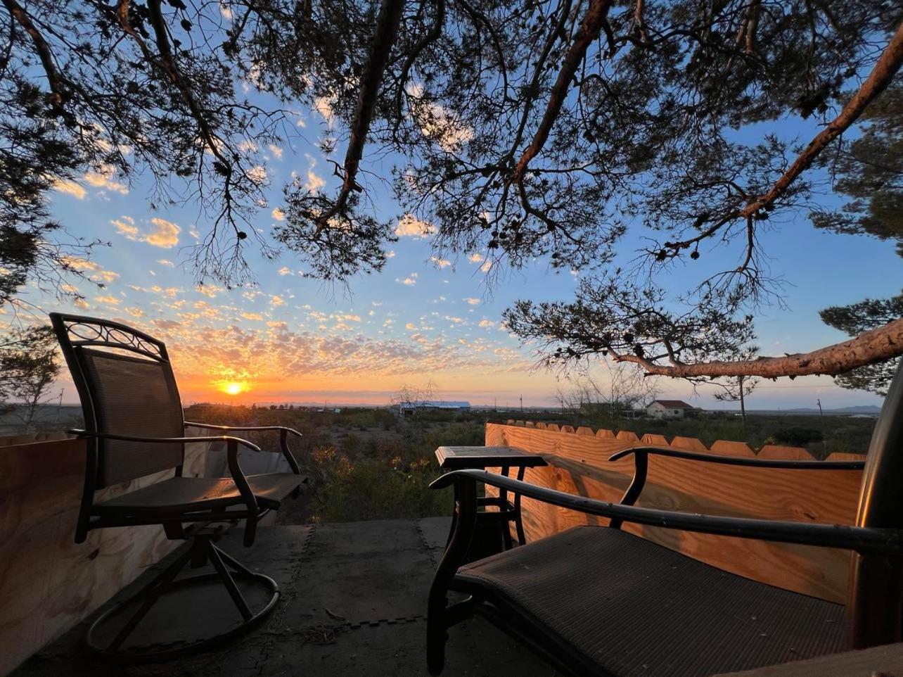Hole In The Wall Getaway - Usa Mexico Border Bed And Breakfast Columbus Zewnętrze zdjęcie